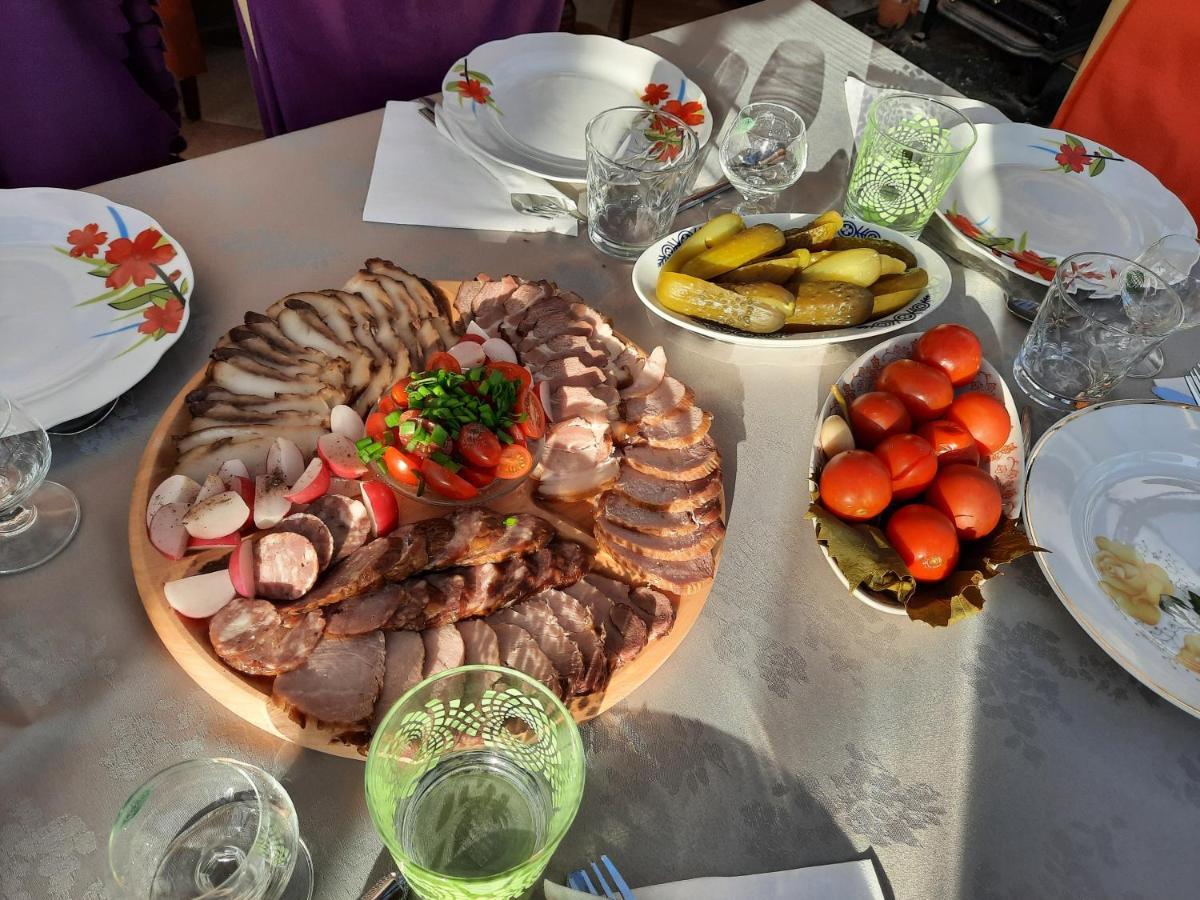 Stajnia Bukwica Farm stay *